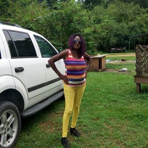 Meet your Posher, Sherien